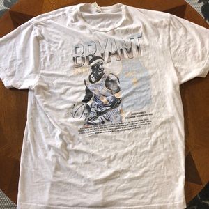 Kobe Bryant Retro T-Shirt